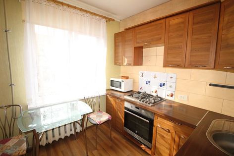 Продажа 2-комнатной квартиры, Санкт-Петербург, проспект Шаумяна,  дом 33