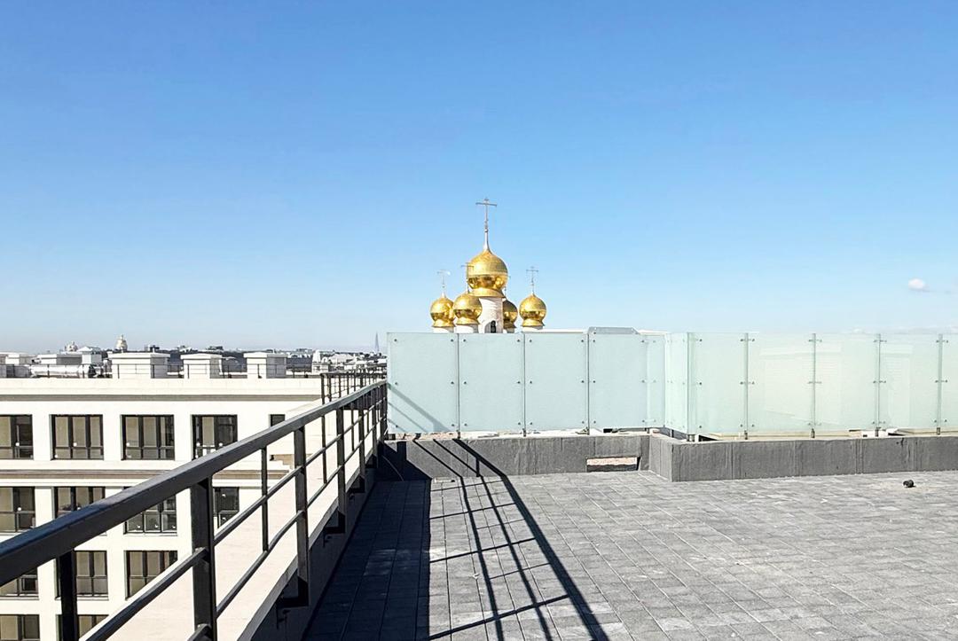 м. «Площадь Восстания». Видовая 2-комнатная квартира 84,2 кв.м с террасой 220 кв.м