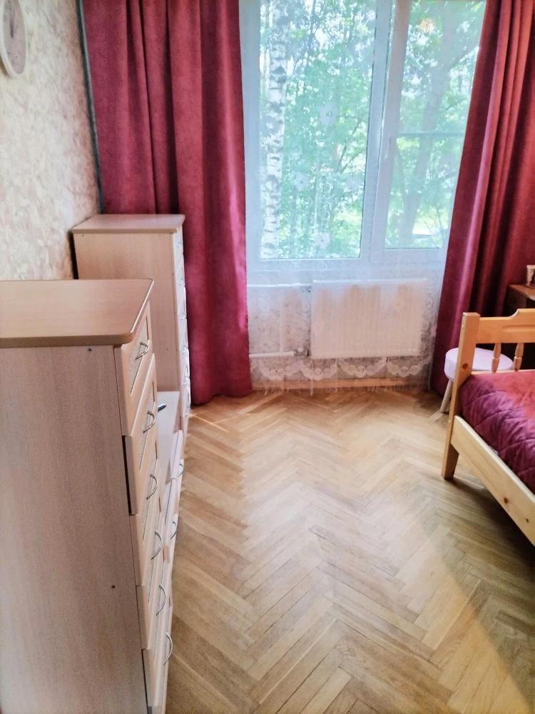 м. Проспект Ветеранов. 3-комнатная квартира 41,9 кв.м