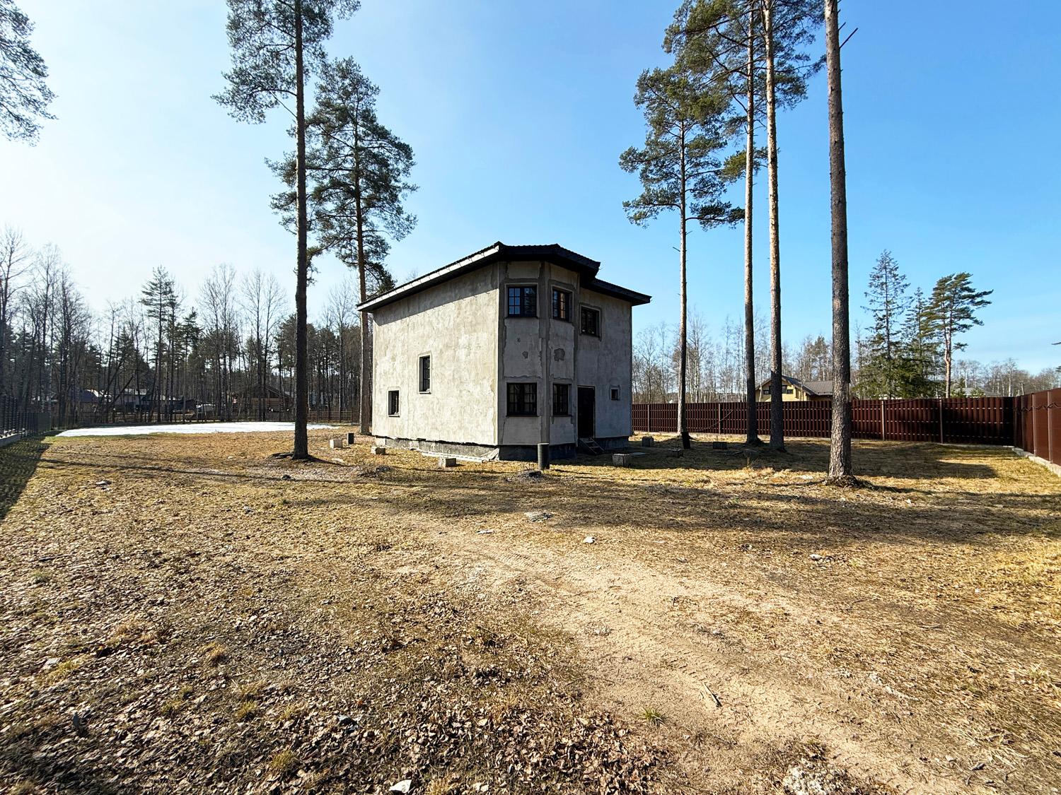 п. Приветнинское. Коттедж 160 кв.м на берегу реки, участок 27 соток