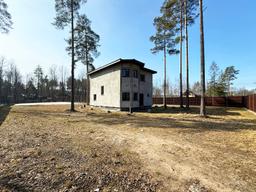 2d1ee290-415f-45da-967f-f7be902a3458