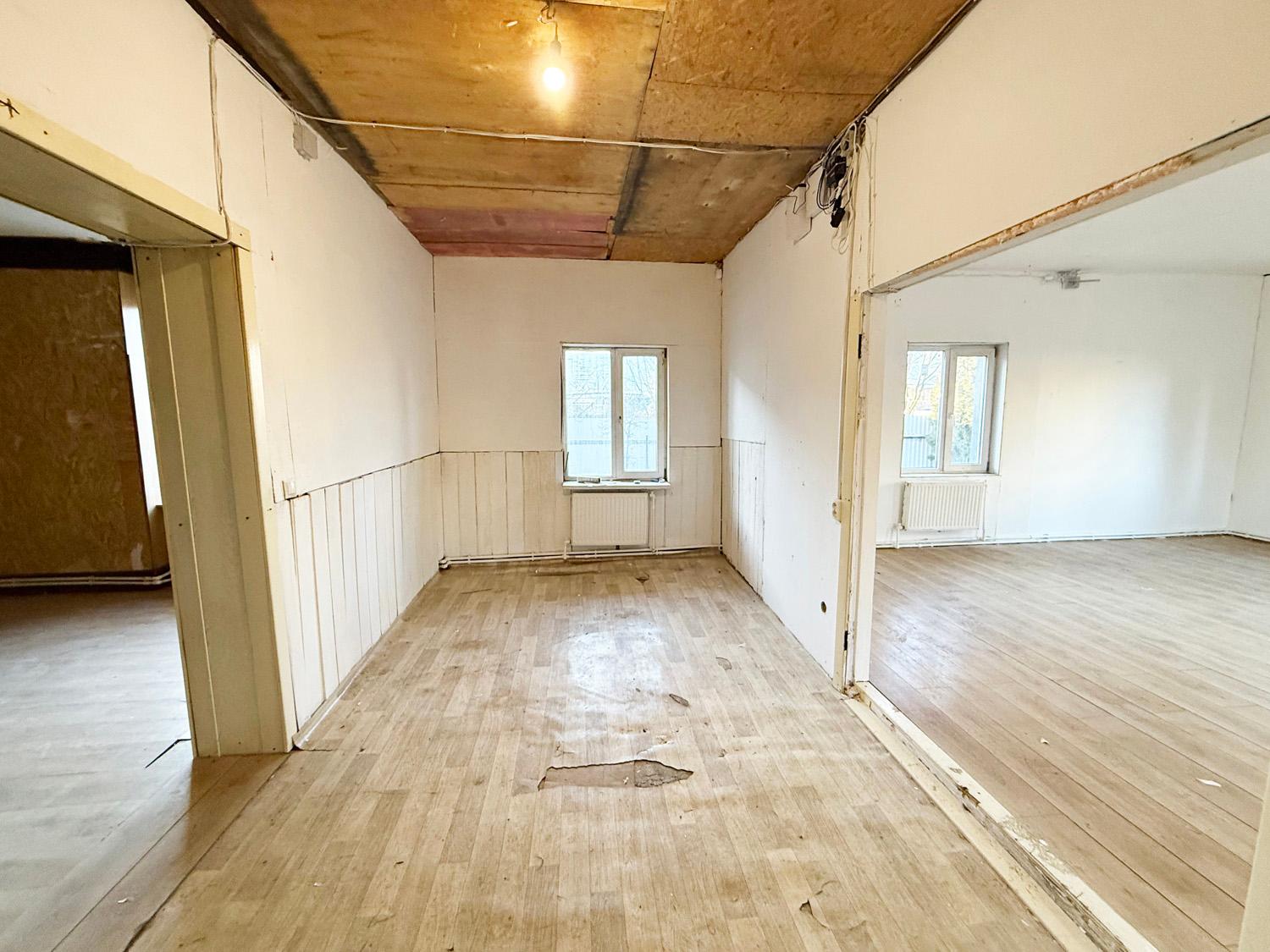 Санкт-Петербург, пос. Володарский (Сергиево). Коттедж 243 кв.м на участке 10 соток