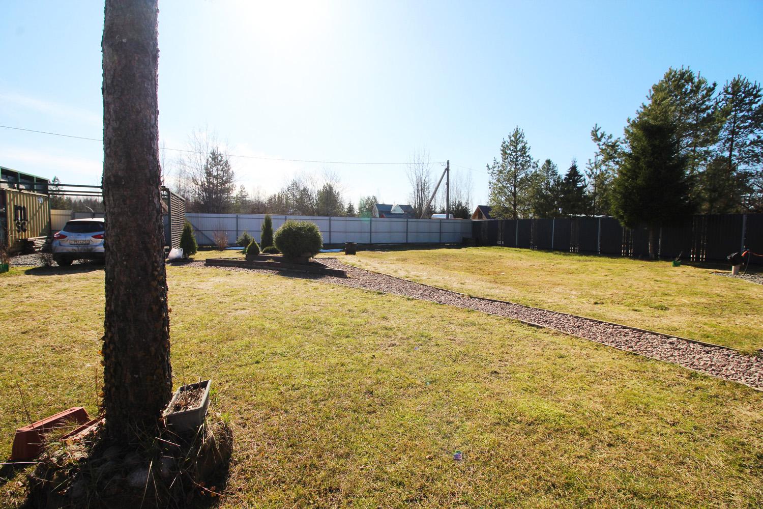 Тосно, массив «Рубеж». Участок 9 соток с домом-баней