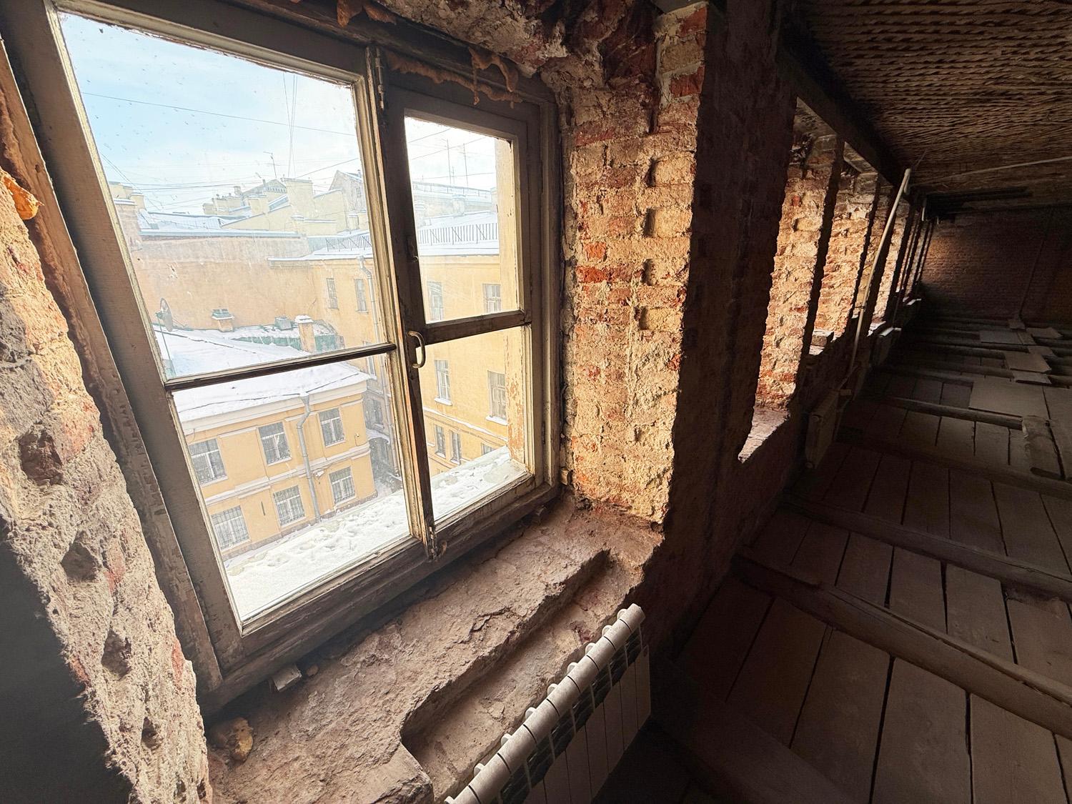 м. «Чернышевская». 5-комнатная квартира 130 кв.м