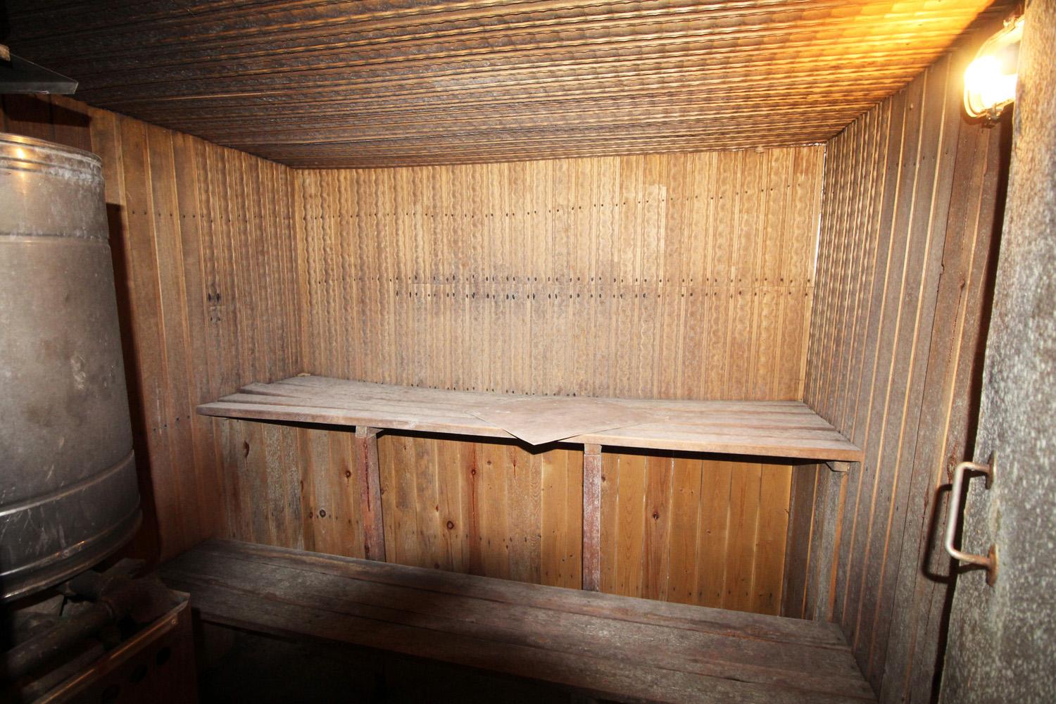 Кобрино массив. Дачный дом 40 кв.м на участке 6 соток