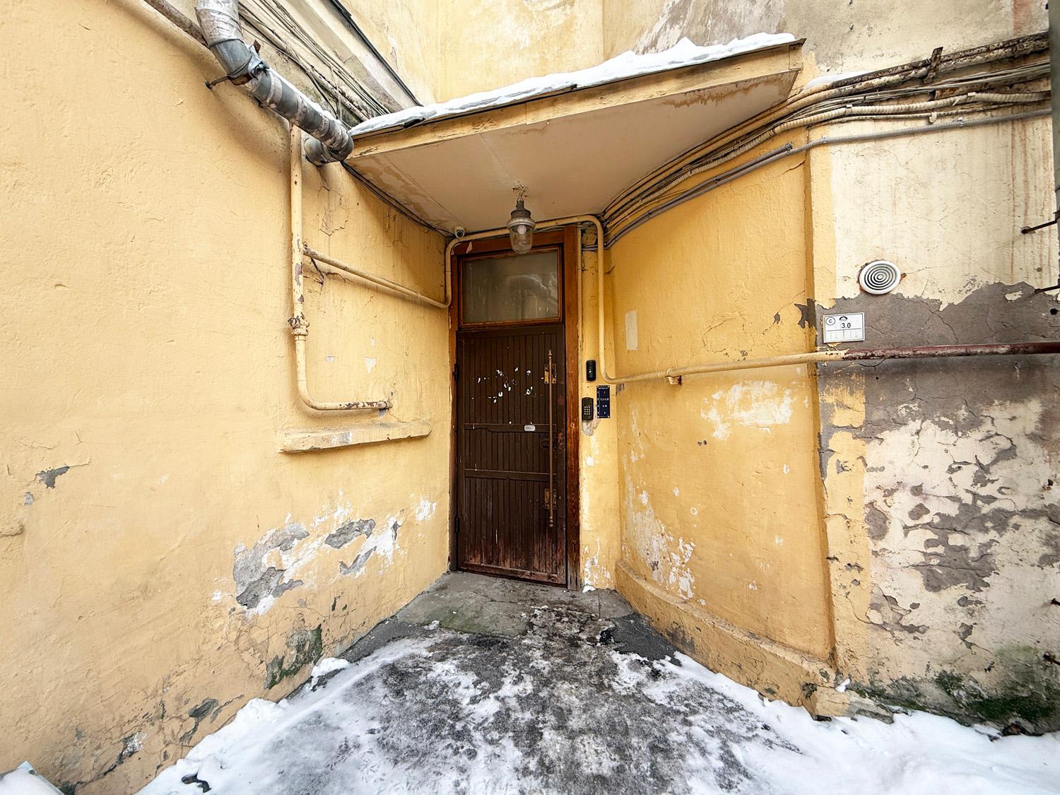 м. «Чернышевская». 5-комнатная квартира 130 кв.м