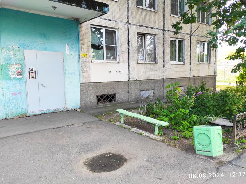 Санкт-Петербург, Колпино. 4-комнатная квартира 73,6 кв.м