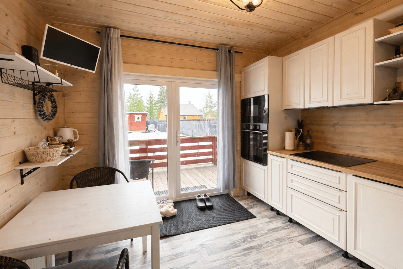 пос. Рахья. Коттедж 168 кв.м на участке 10 соток