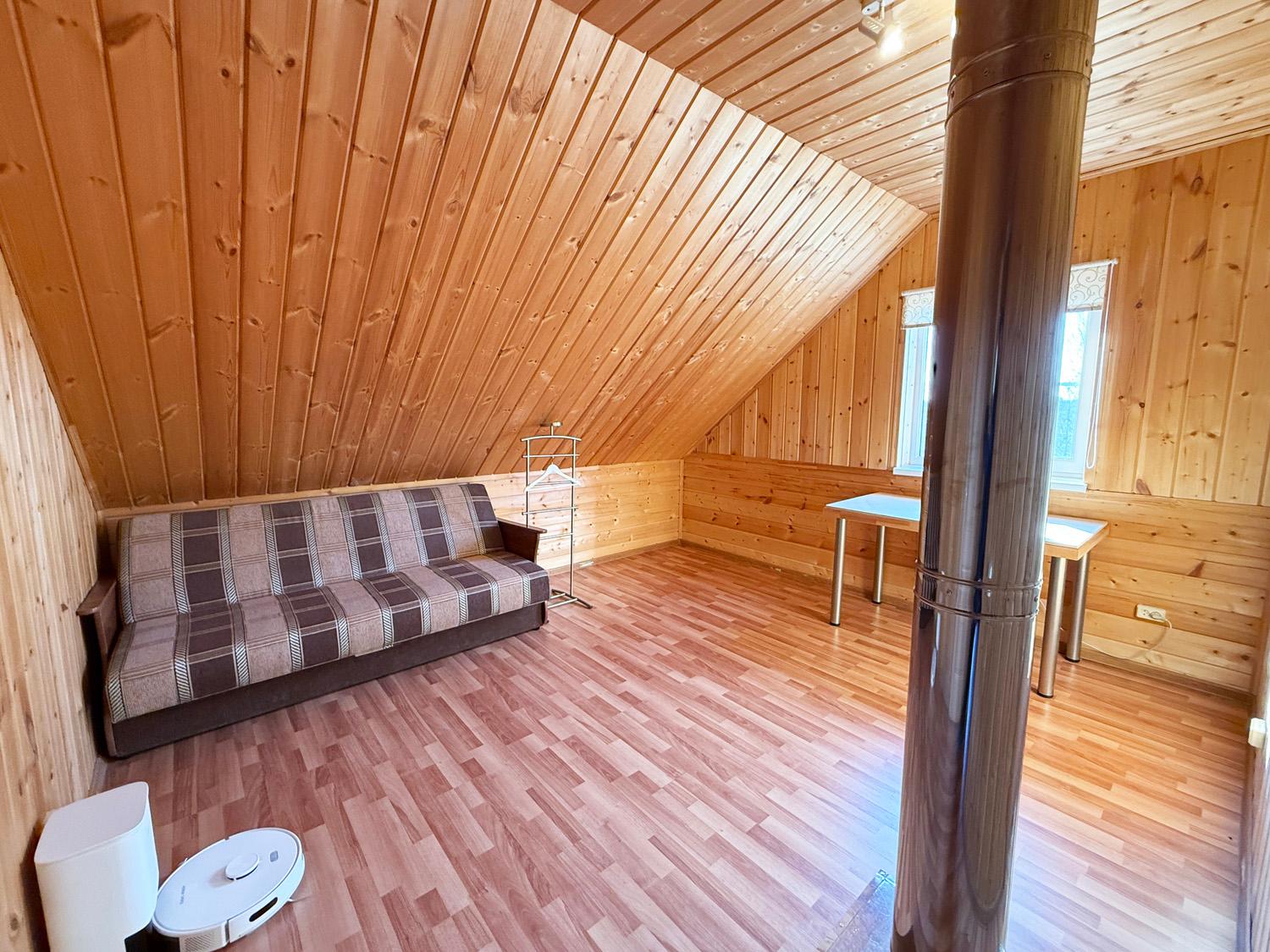 д. Малое Коновалово, ИЖС. Зимний дом 110 кв.м на участке 7,6 соток