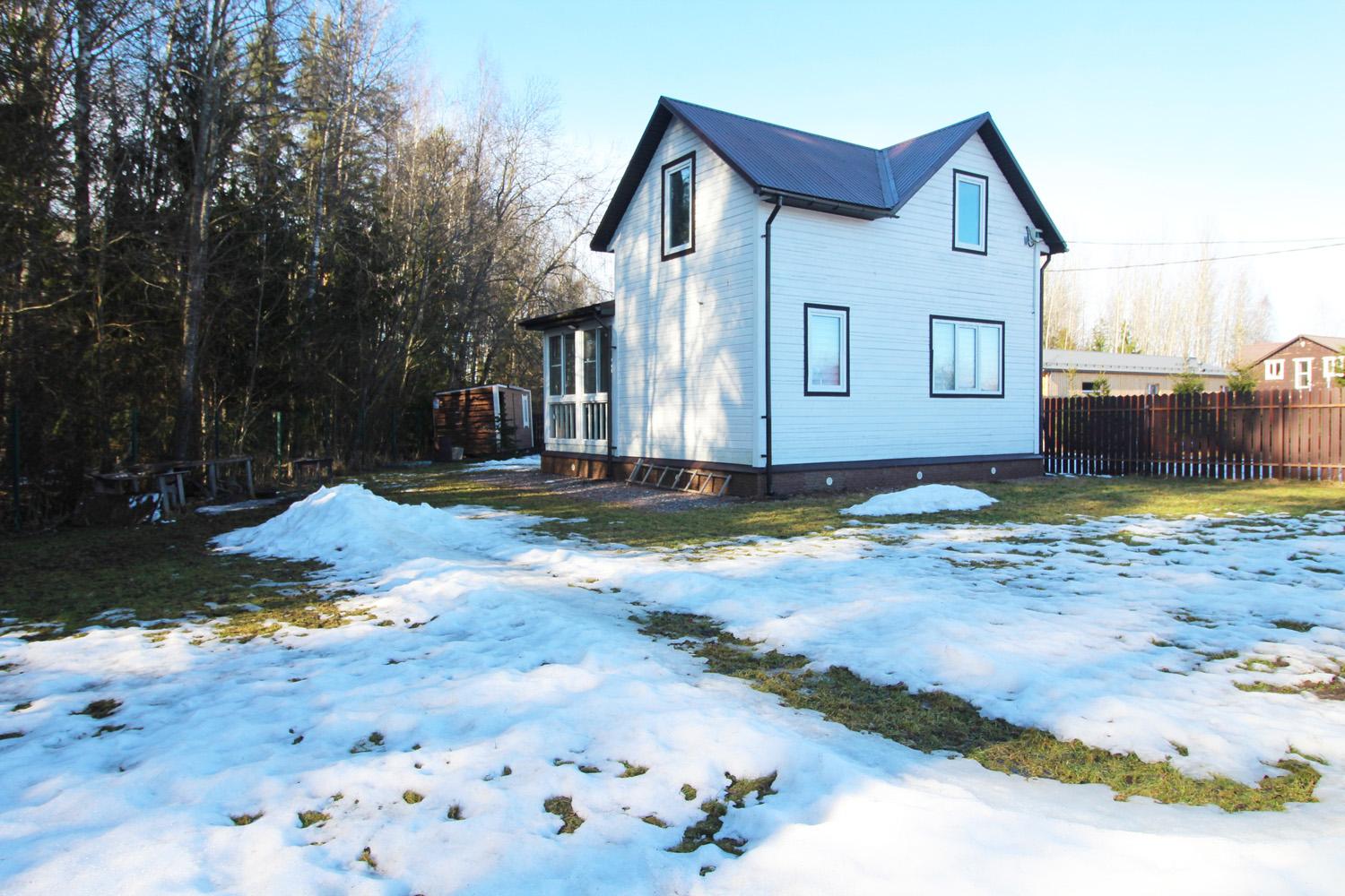 д. Большое Коновалово. Зимний дом 90 кв.м на участке 7 соток