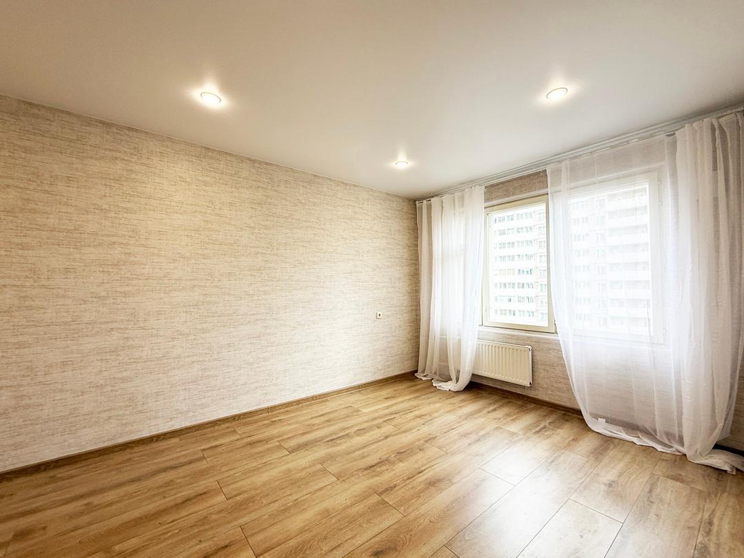 м. «Улица Дыбенко» . 1-комнатная квартира 33 кв.м