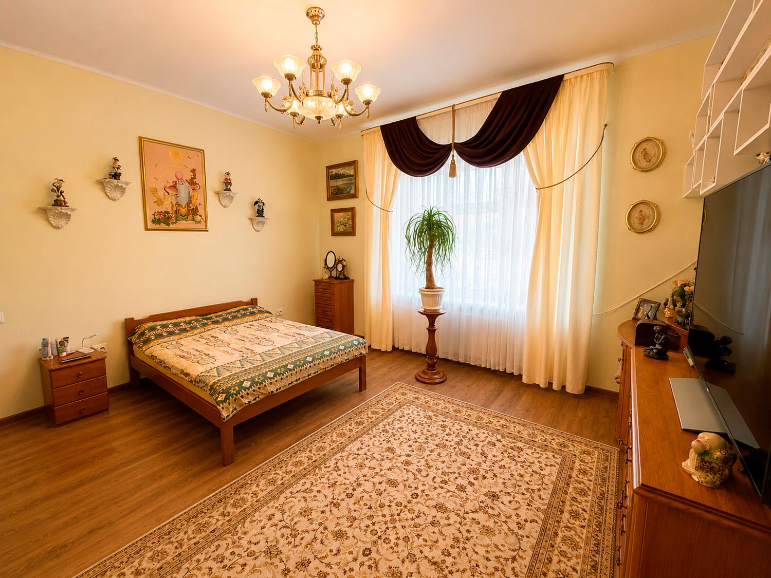 Дранишники. Коттедж 273 кв.м на участке 13 соток