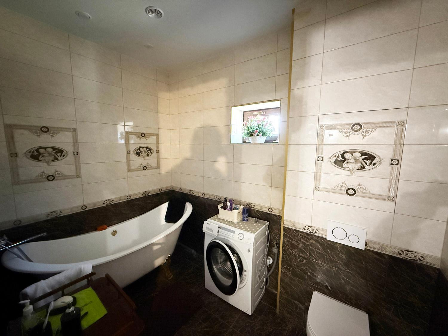 п. Приветнинское. Коттедж 160 кв.м на берегу реки, участок 27 соток