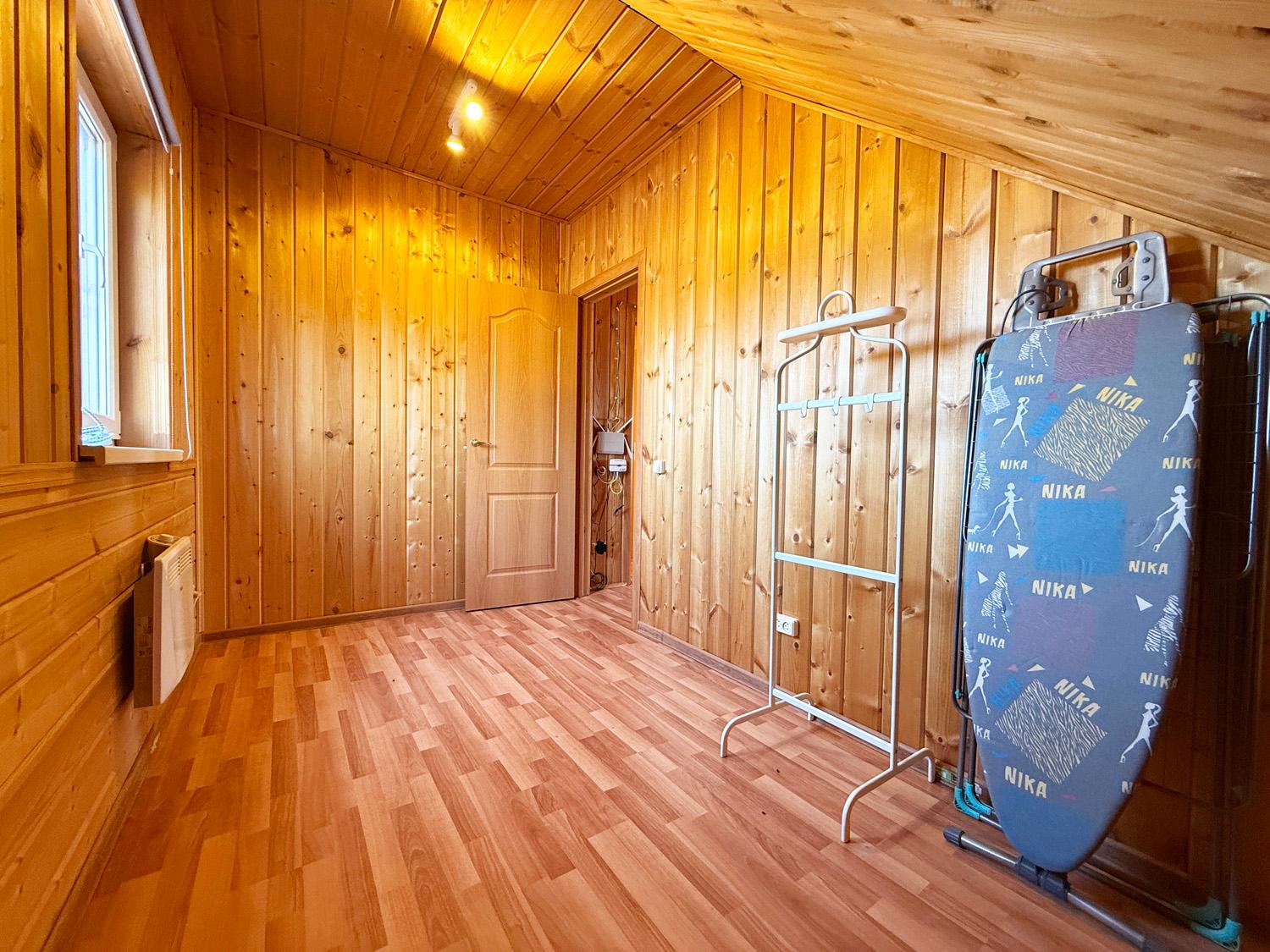 д. Малое Коновалово, ИЖС. Зимний дом 110 кв.м на участке 7,6 соток