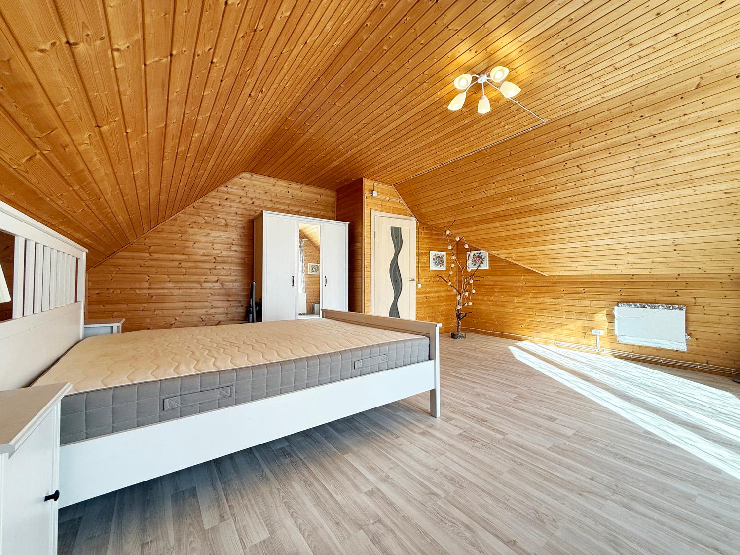 д. Гарболово. Дом у озера 162 кв.м на участке 8 соток