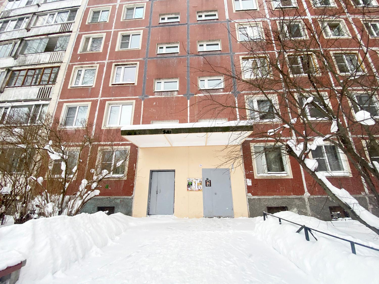 Санкт-Петербург, Колпино. 4-комнатная квартира 74,3 кв.м