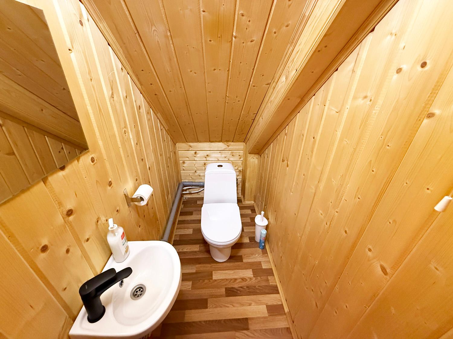 д. Малое Коновалово, ИЖС. Зимний дом 110 кв.м на участке 7,6 соток