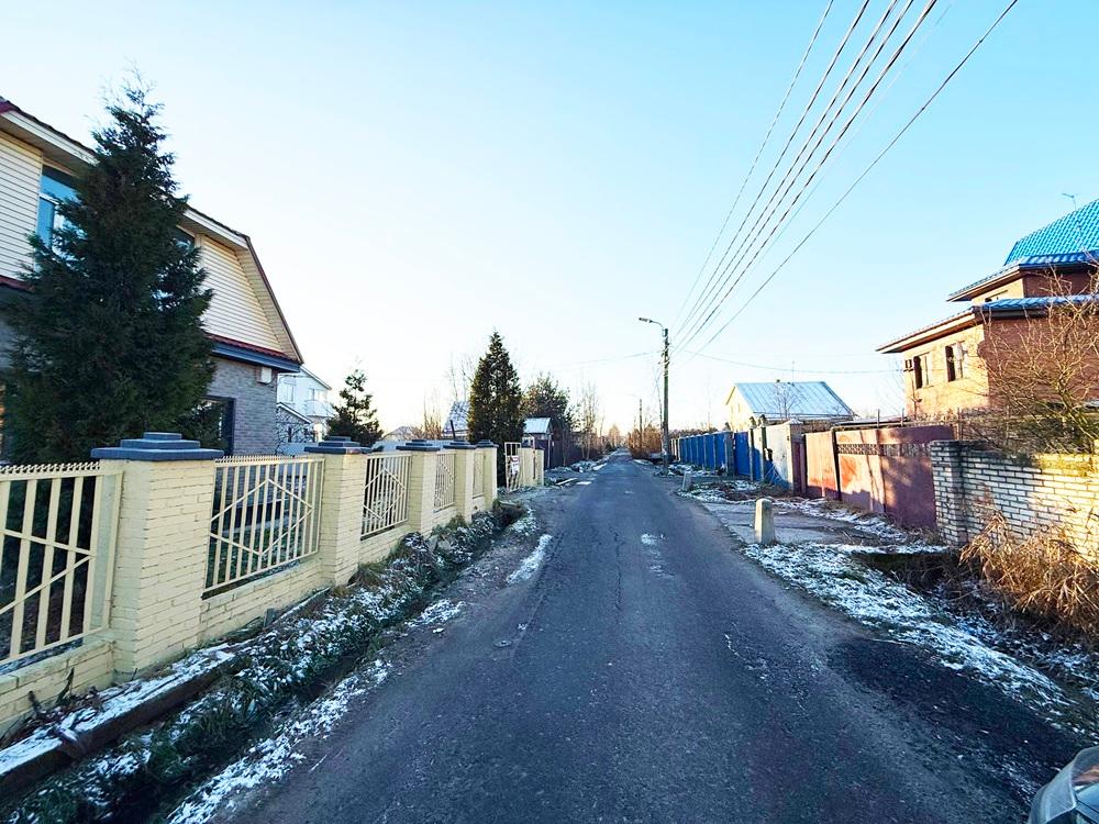 Санкт-Петербург, пос. Володарский (Сергиево). Коттедж 243 кв.м на участке 10 соток