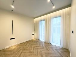 803d481a-6e93-4563-8659-a28afd64df15