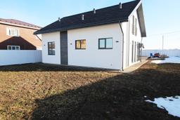 a5205255-da38-440b-87b6-0551f7044259