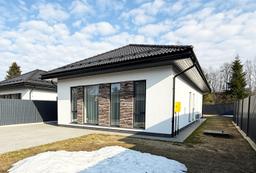 1b8fe3a7-bbea-4431-ae8f-d764e59ac604