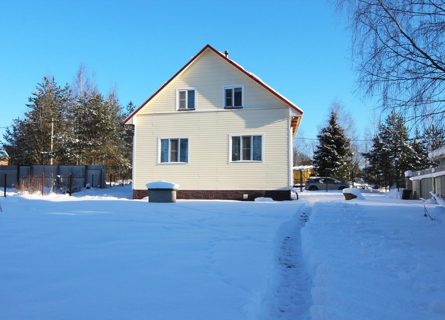 д. Малое Коновалово. Зимний дом 110 кв.м на участке 7,6 соток