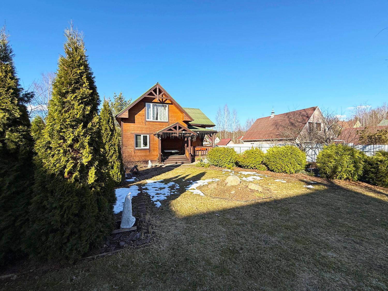 д. Гарболово. Дом у озера 162 кв.м на участке 8 соток