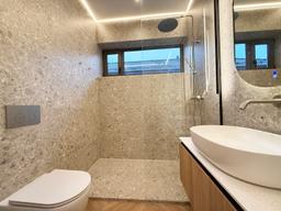 fe858dab-de21-44d9-8799-717e043b04c0