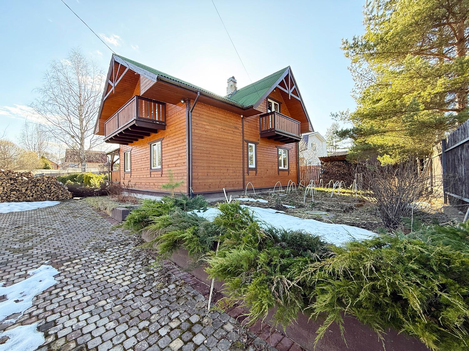 д. Гарболово. Дом у озера 162 кв.м на участке 8 соток