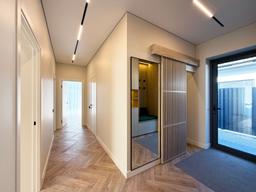 fefdf751-6c2a-4162-b340-e24ea02c4408