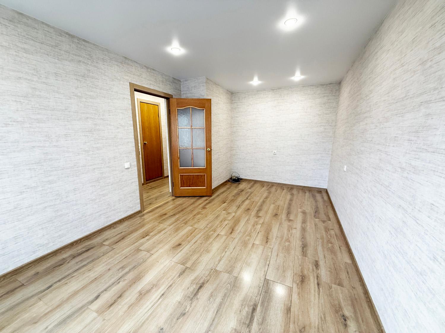 м. «Улица Дыбенко» . 1-комнатная квартира 33 кв.м