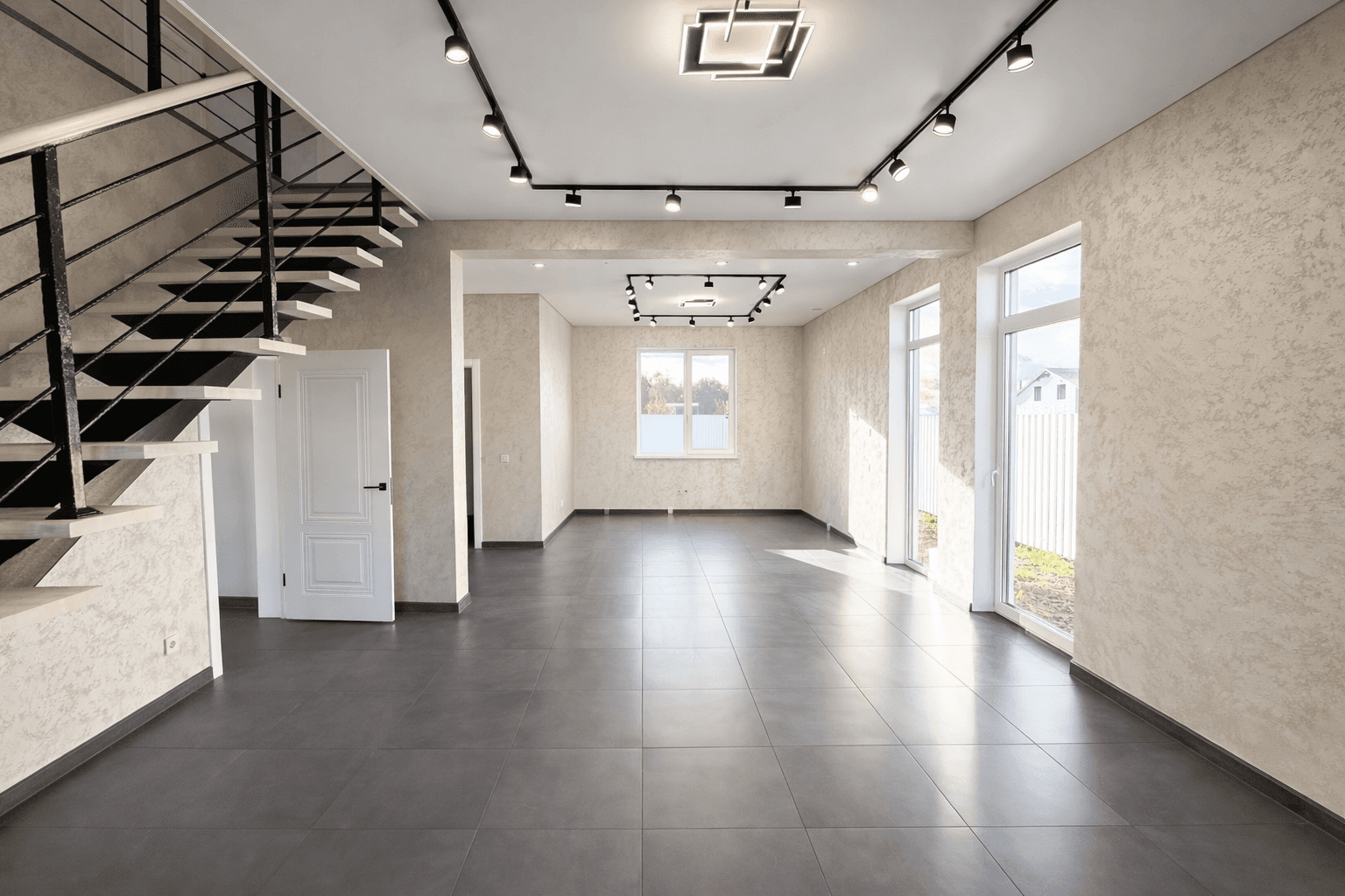 пос. Ропша, КП «Фазенда». Новый коттедж 186 кв.м на участке 10 соток