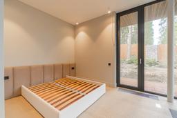 96208094-2f44-4264-8d6d-753ed2bd6974