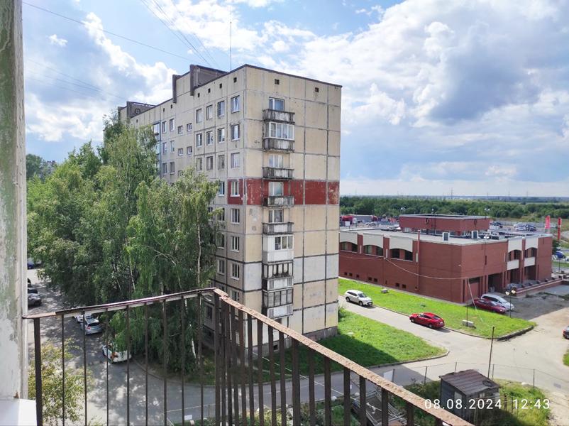 Санкт-Петербург, Колпино. 4-комнатная квартира 73,6 кв.м