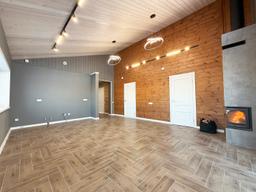 06817ed3-af0f-4490-aeef-7af647b24403