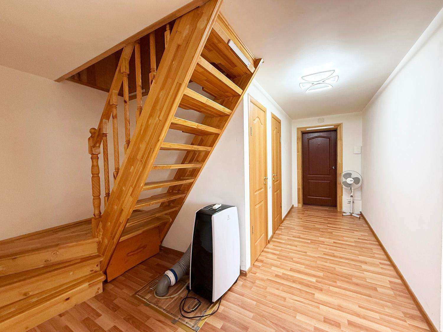 д. Малое Коновалово, ИЖС. Зимний дом 110 кв.м на участке 7,6 соток