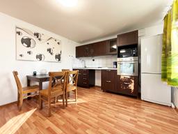 24fa96b4-f672-465f-9b08-6929e5d6875d