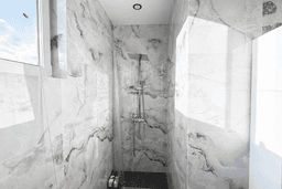 83ed6525-431f-47aa-8cb8-c3bd0cc7f16d