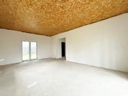 28884dd5-c174-437f-a5a1-e93aef5fa8bf