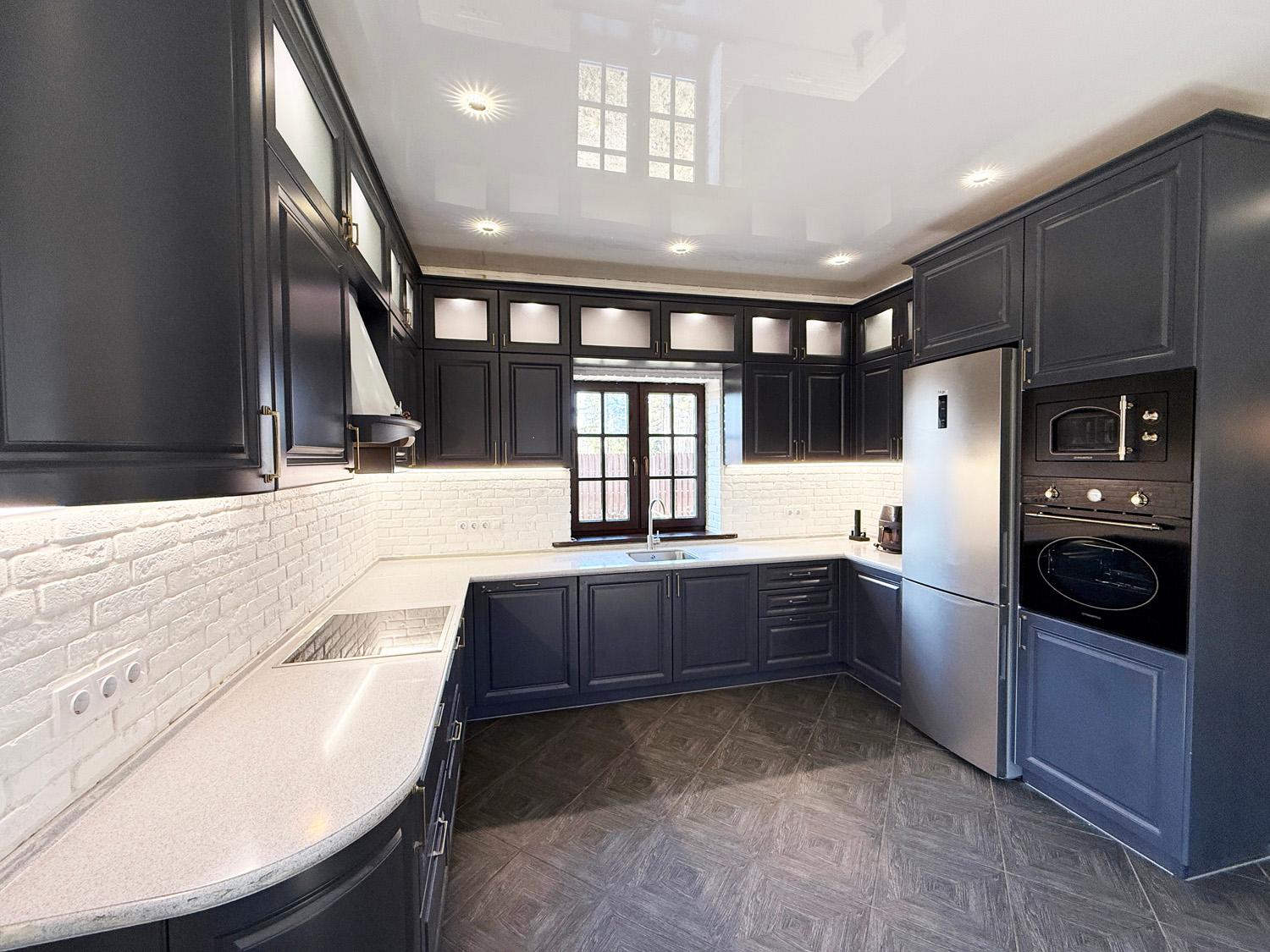 п. Приветнинское. Коттедж 160 кв.м на берегу реки, участок 27 соток