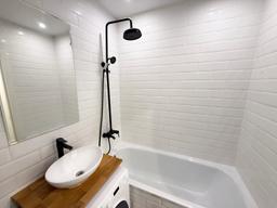 8952ea18-70d2-4340-a8a1-5bc0a455d692