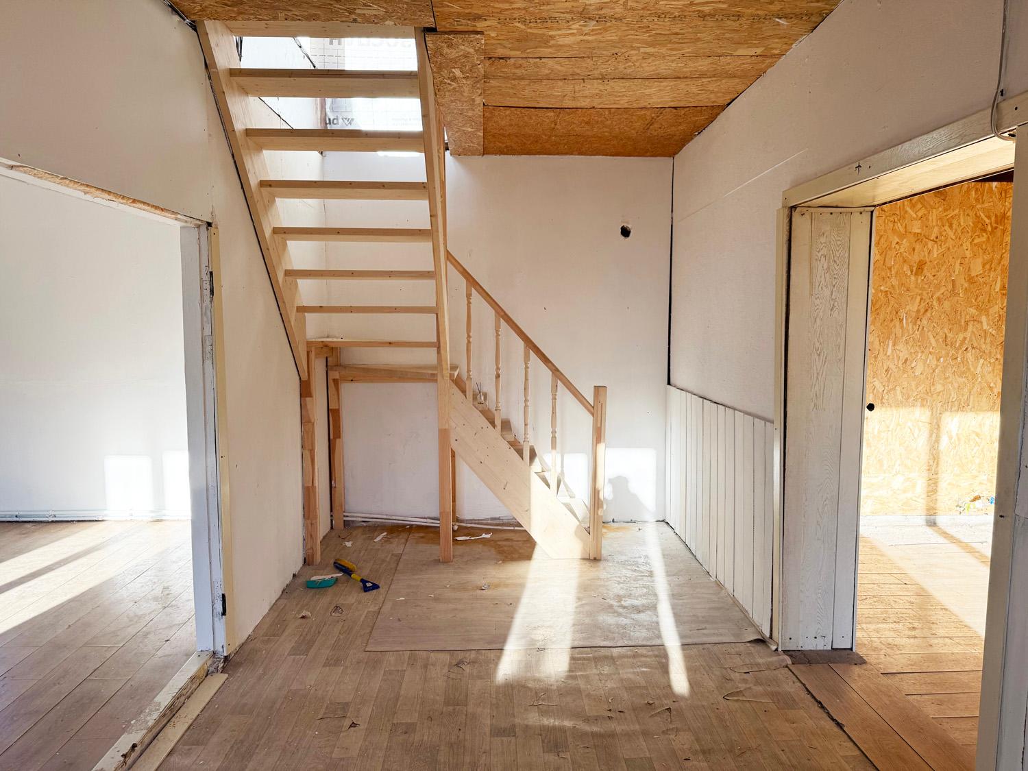 Санкт-Петербург, пос. Володарский (Сергиево). Коттедж 243 кв.м на участке 10 соток