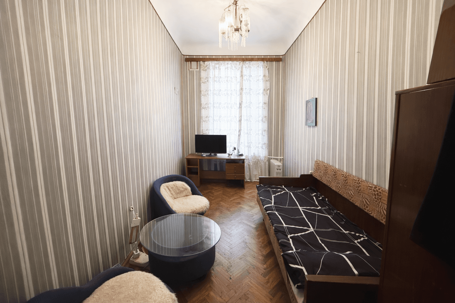 м. «Чернышевская». 4-комнатная квартира 113,9 кв.м с видом на Таврический сад