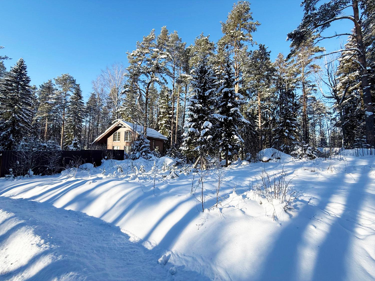 пос. Малышево. Участок 10 соток на берегу Пионерского оз.