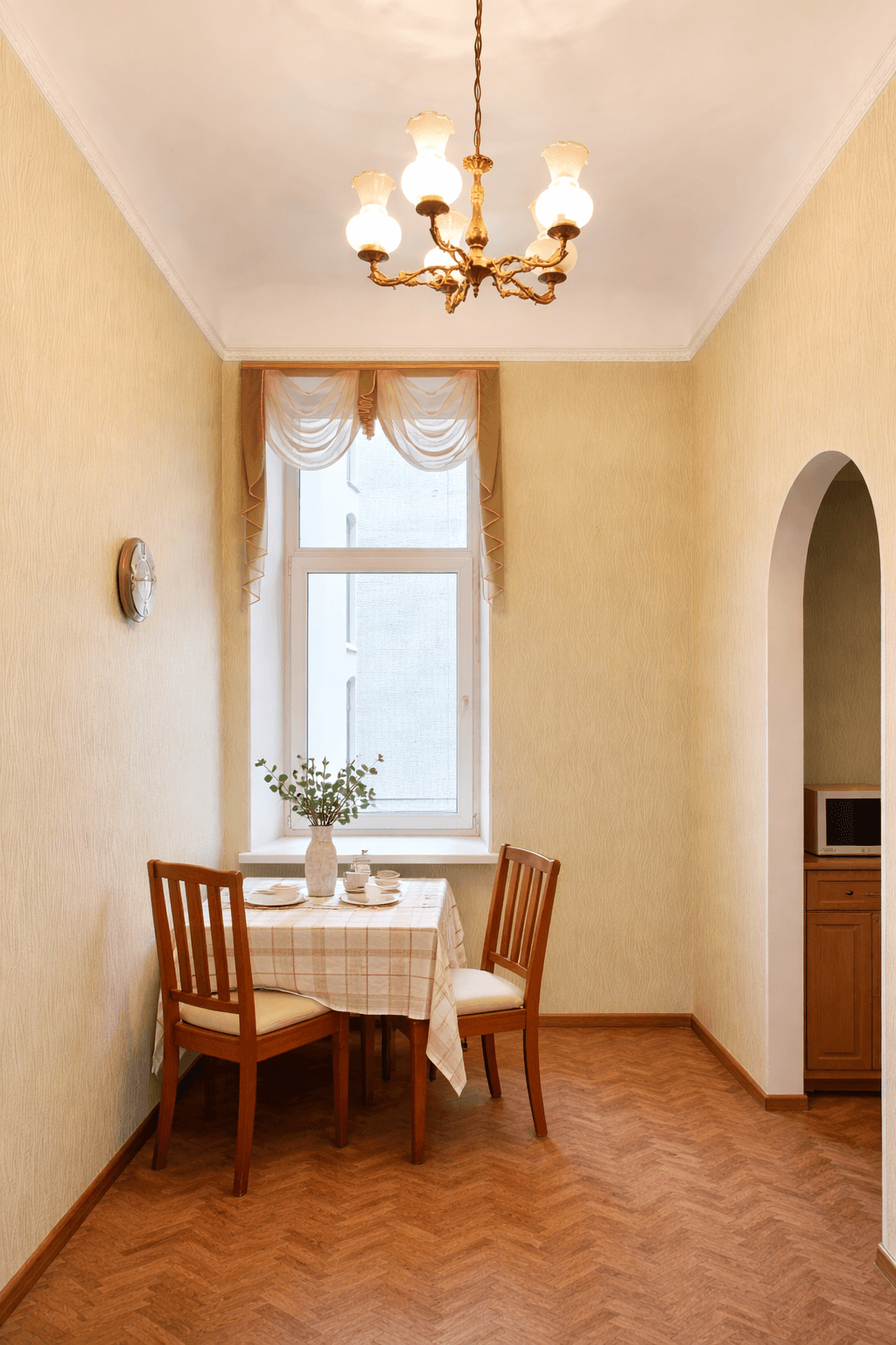 м. «Чернышевская». 4-комнатная квартира 113,9 кв.м с видом на Таврический сад