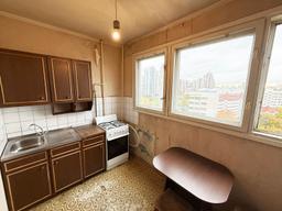 8dd6bdc5-93ae-42c1-ac06-46d2a57747ea