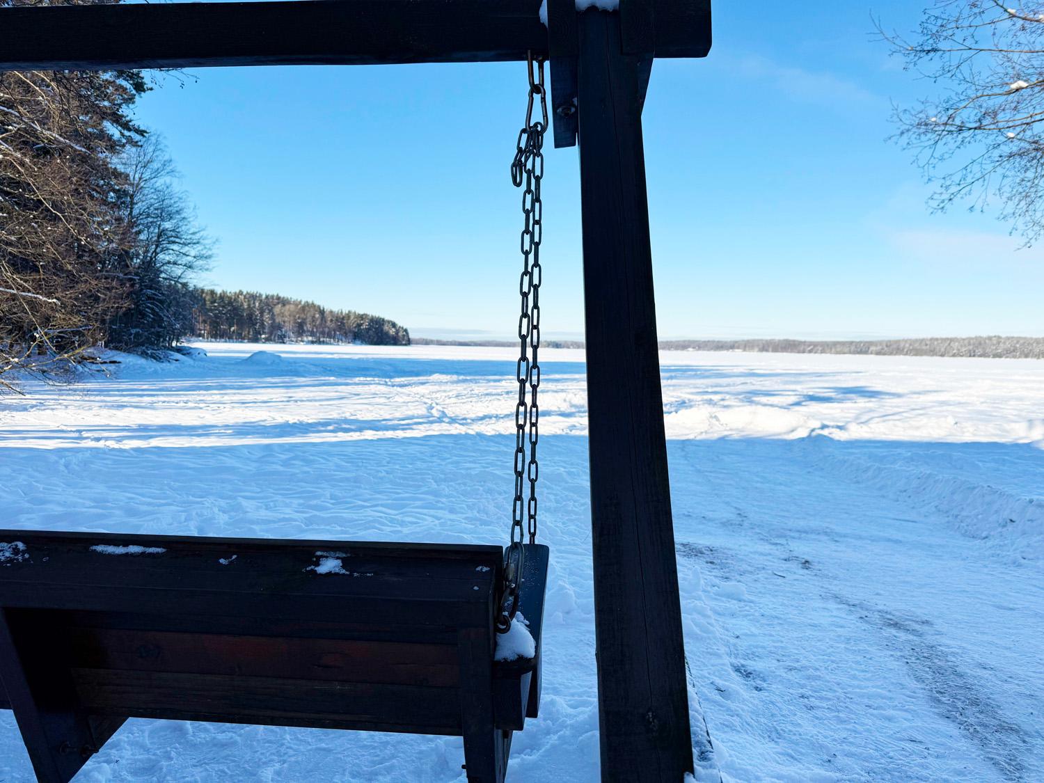 пос. Малышево. Участок 10 соток на берегу Пионерского оз.