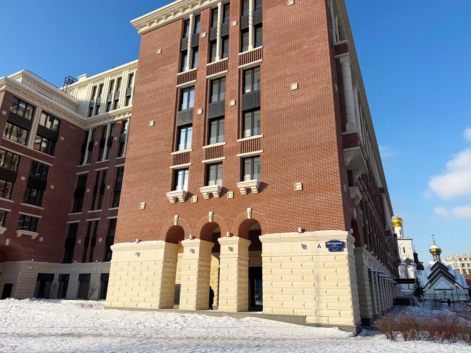 м. «Площадь Восстания». Видовая 2-комнатная квартира 84,2 кв.м с террасой 220 кв.м