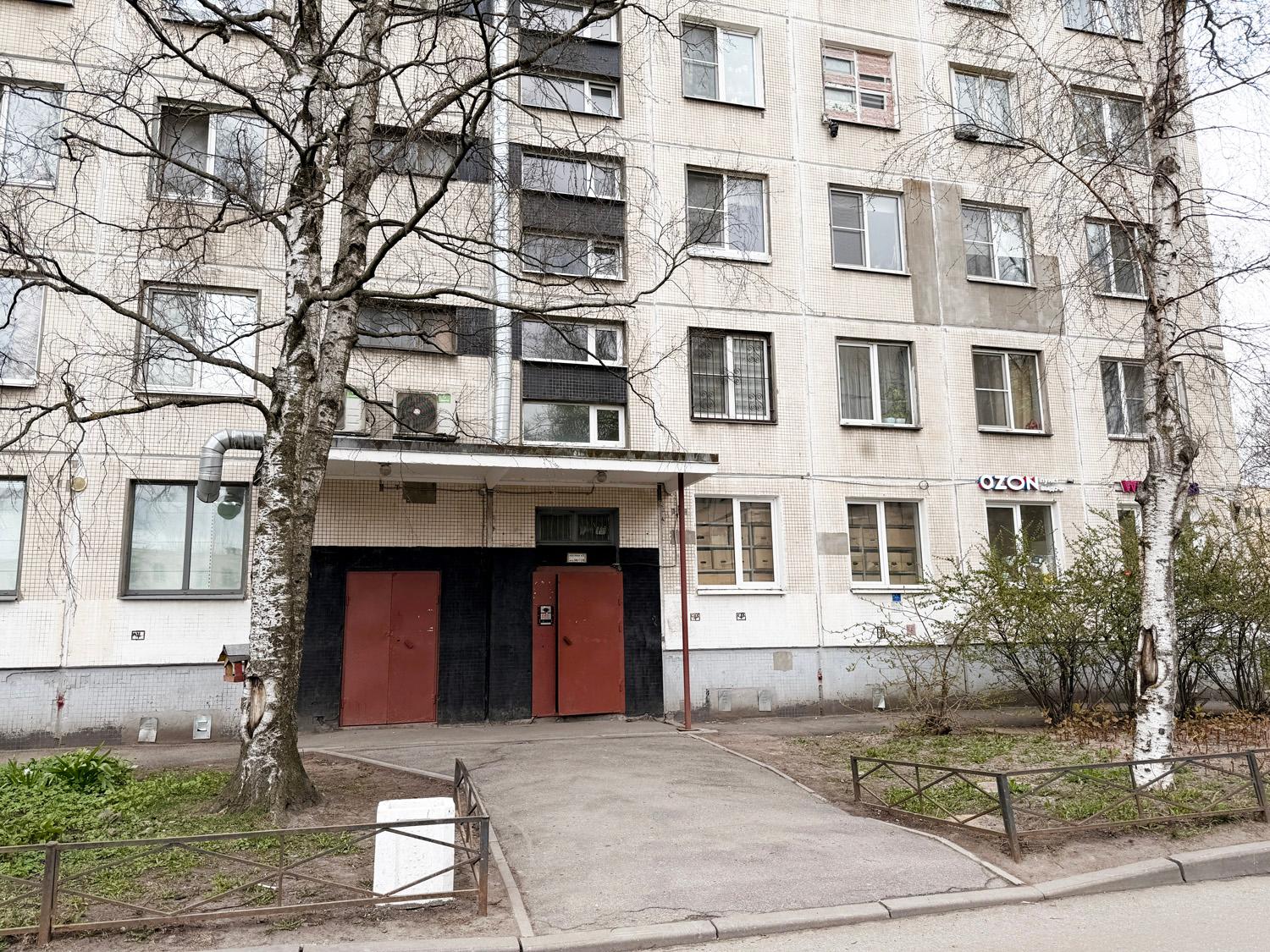 м. «Проспект Ветеранов». 4-комнатная квартира 73,7 кв.м
