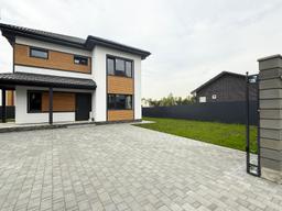 372115f1-2987-456f-8394-8b6b4bff5d4b